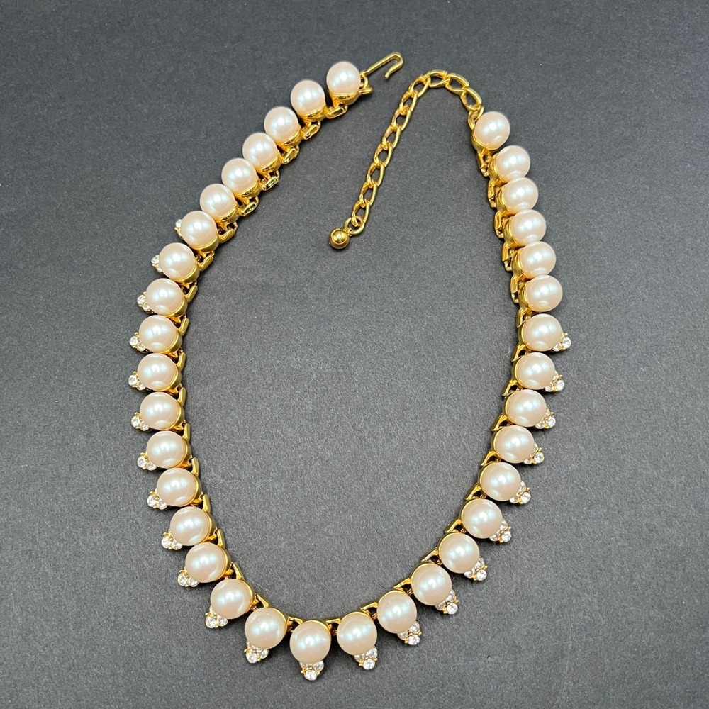 Vintage Faux Pearl Rhinestone Choker Necklace Gold Tone Elegant Classic Coquette - Picture 3 of 9
